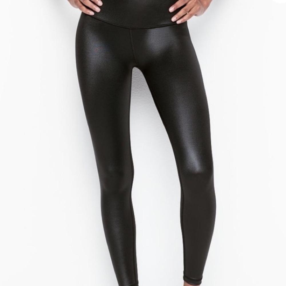 Victoria’s Secret Sport Legging